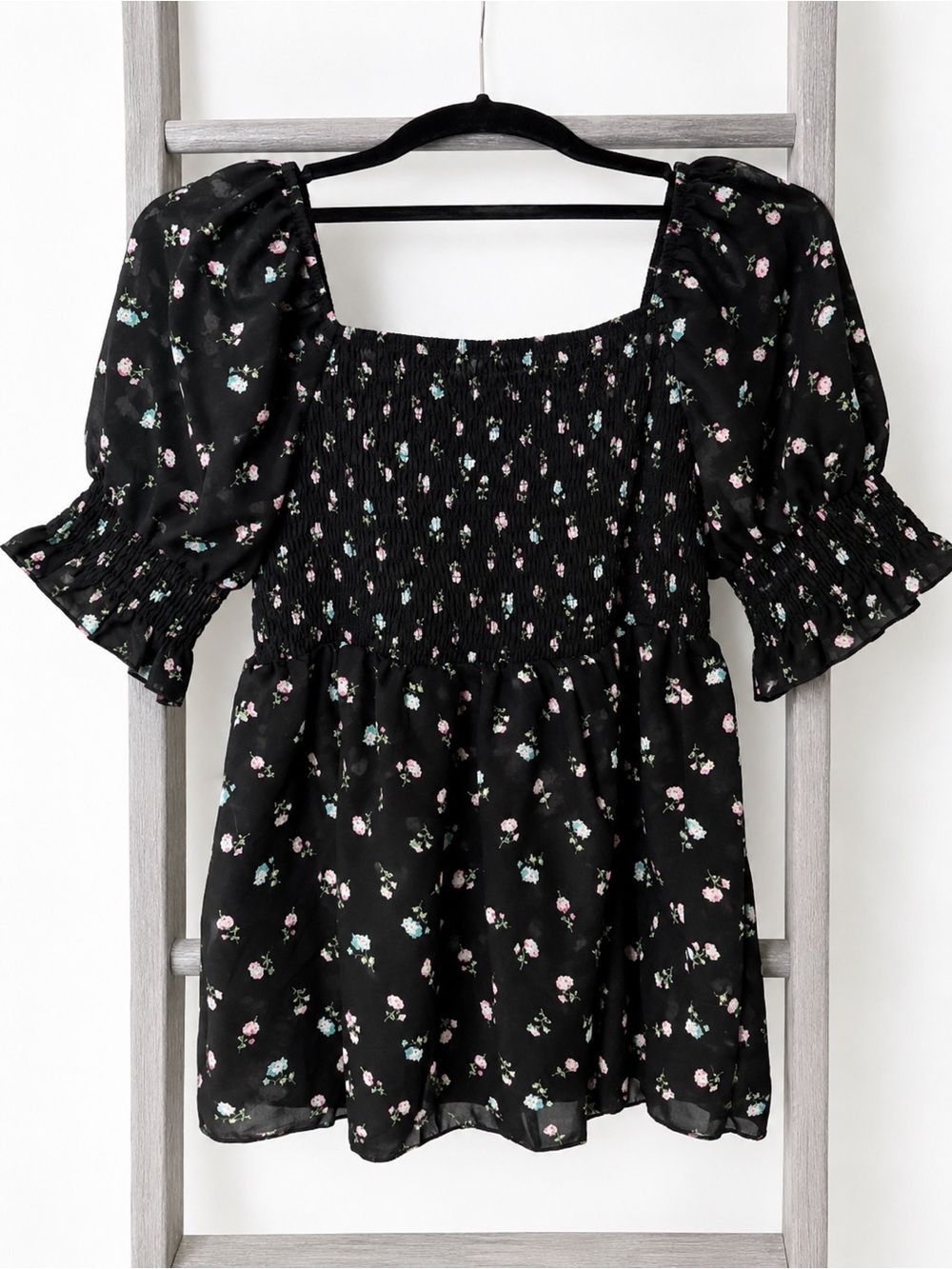 SHEIN Black Floral Smocked Peplum Babydoll Blouse Puff Sleeve L
